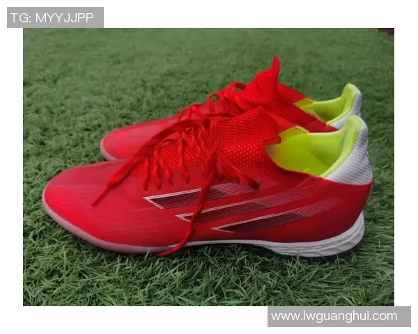 提升球技的秘密武器足球明星训练鞋全方位推荐与选购指南